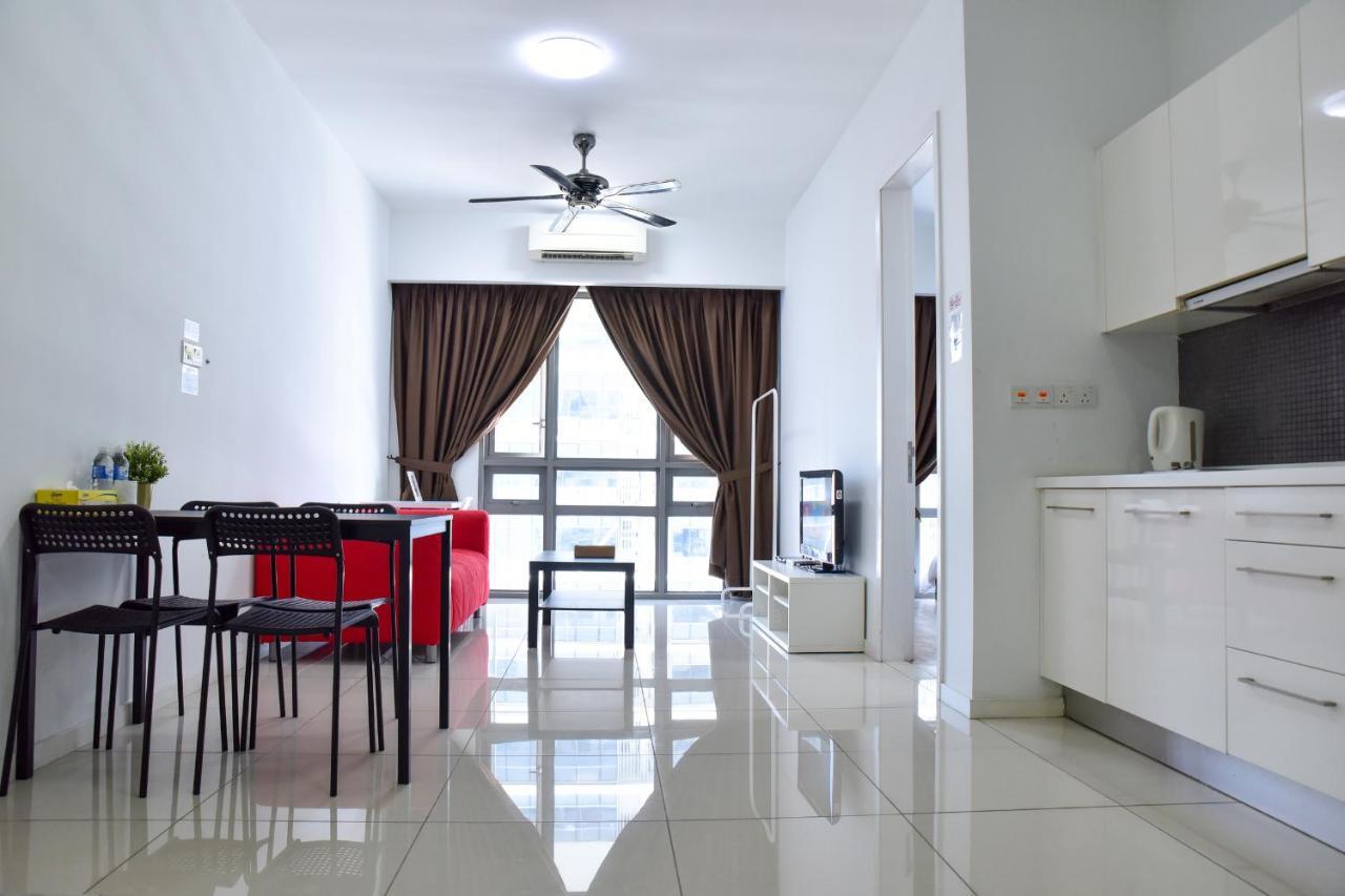 Апартаменты Gt2@Cascades Residency Петалинг-Джая Экстерьер фото