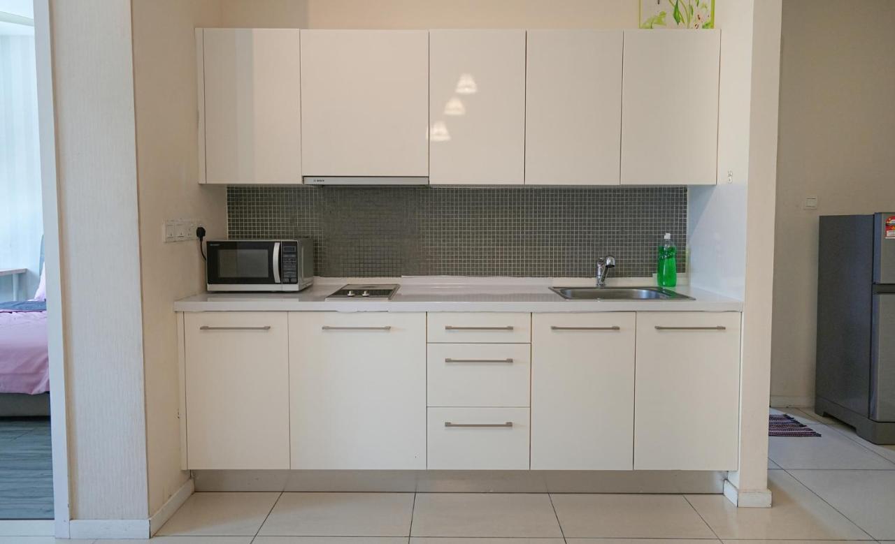 Апартаменты Gt2@Cascades Residency Петалинг-Джая Экстерьер фото
