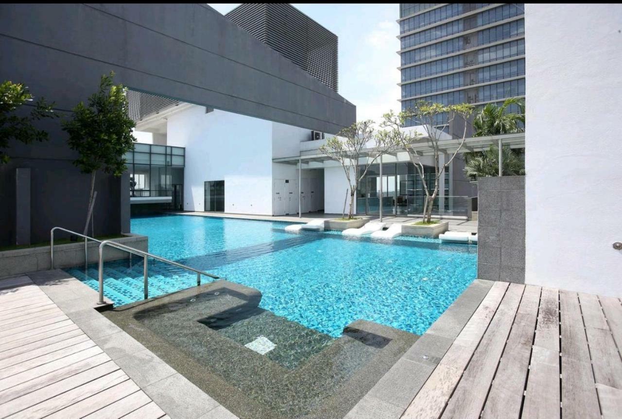 Апартаменты Gt2@Cascades Residency Петалинг-Джая Экстерьер фото